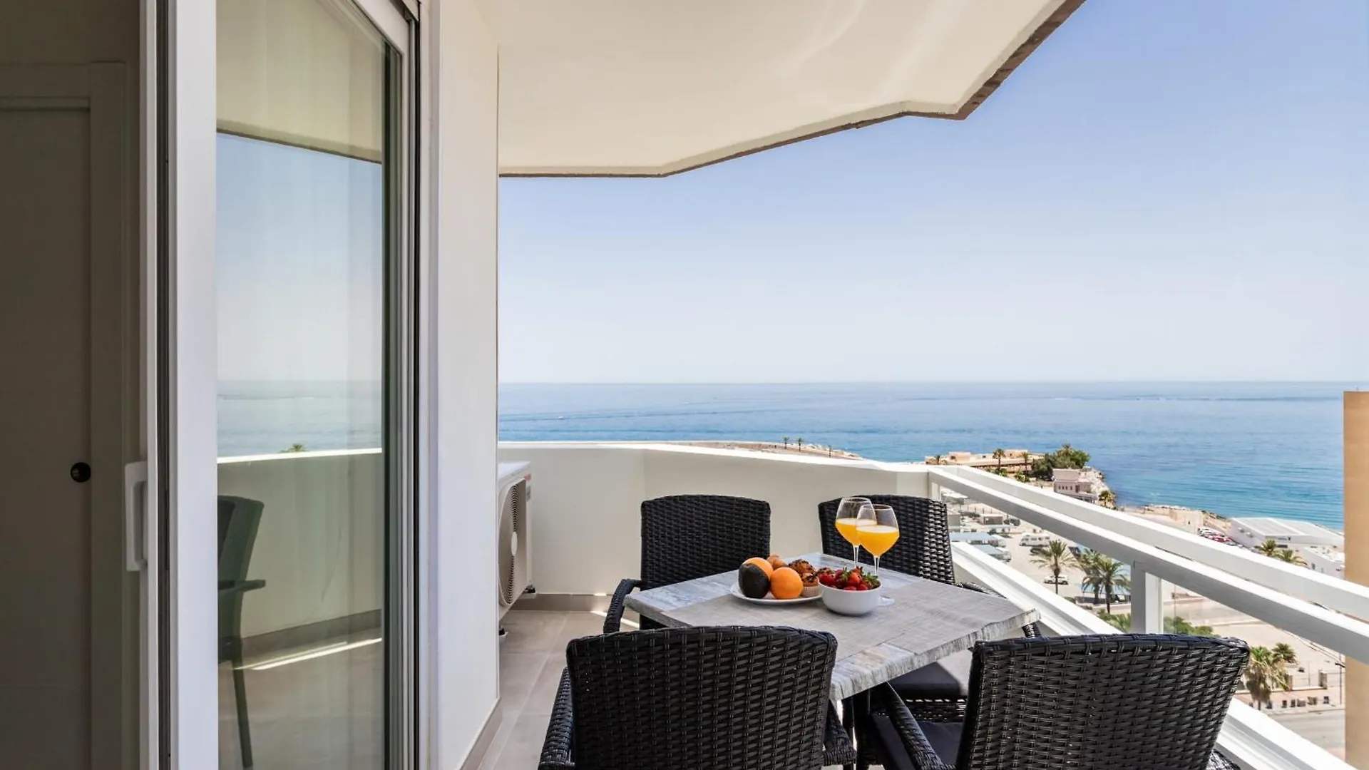 Sur Suites Palmeras 4 Fuengirola Spain